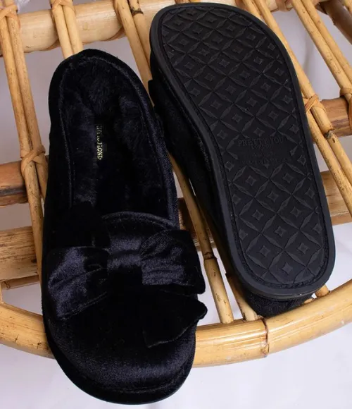 Alissa Black Slippers, Size 6.5/7.5