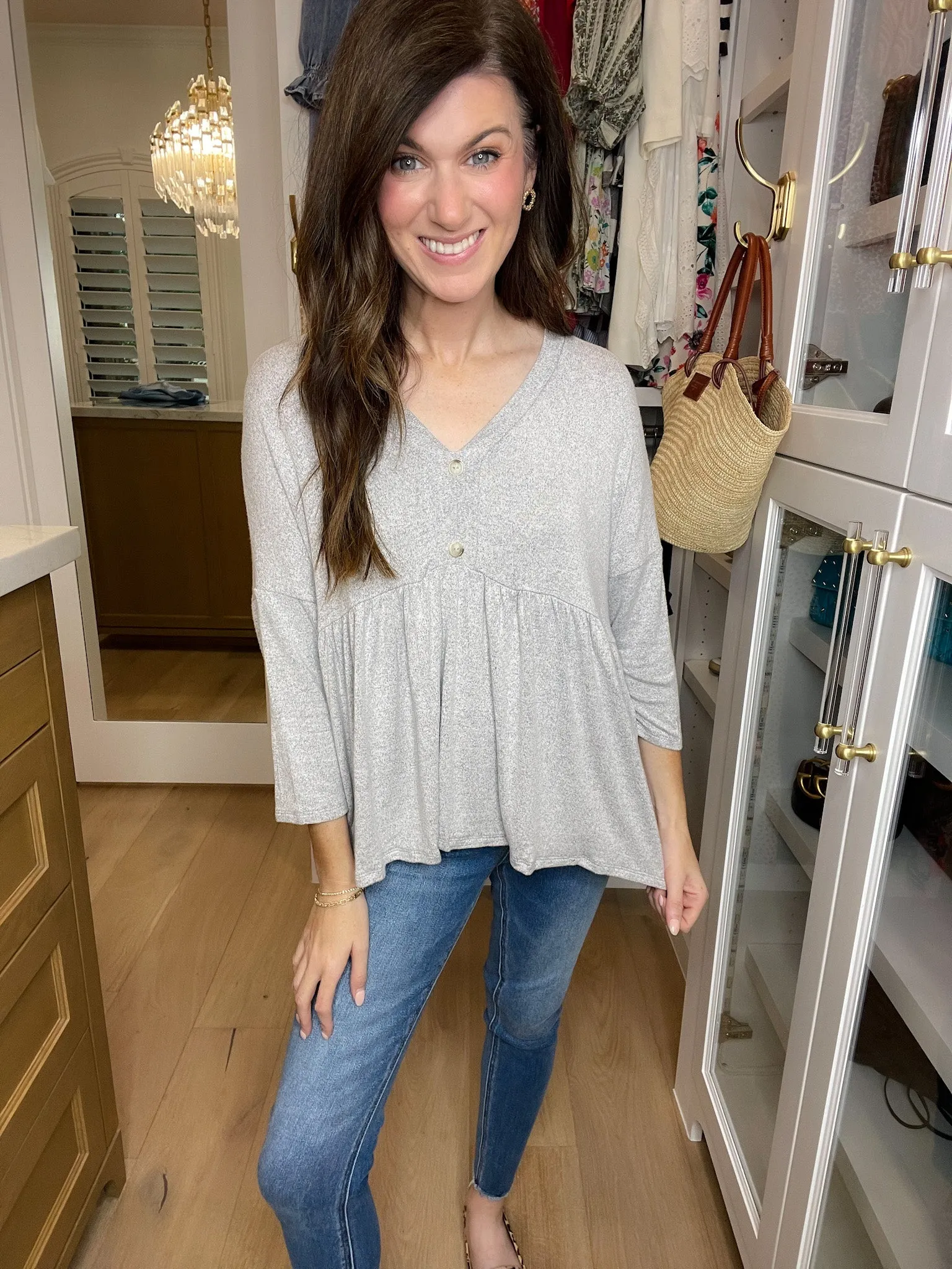 *BELLES & DOORBUSTER* Caprock Peplum Top in Heather Gray