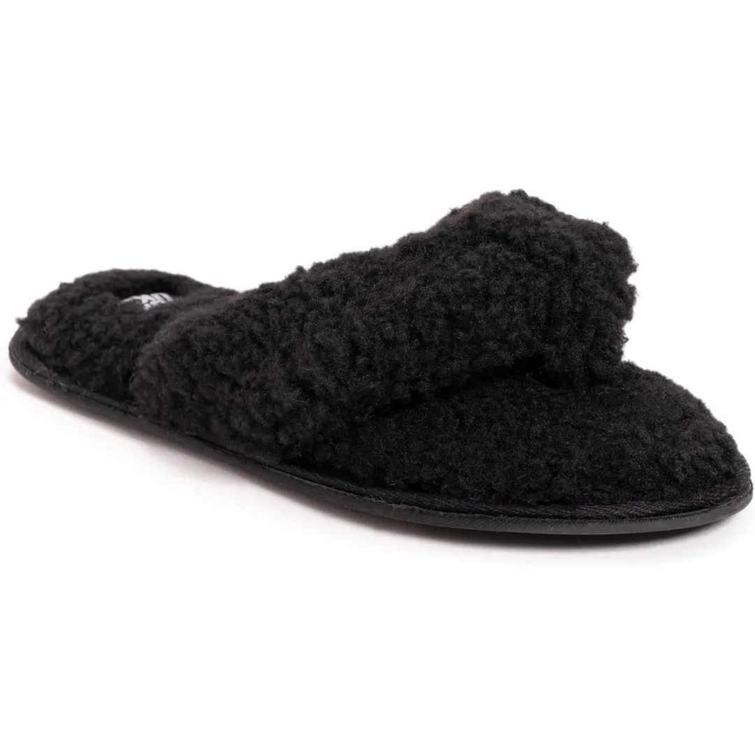 Muk Luks Women's Taryn Thong Slipper