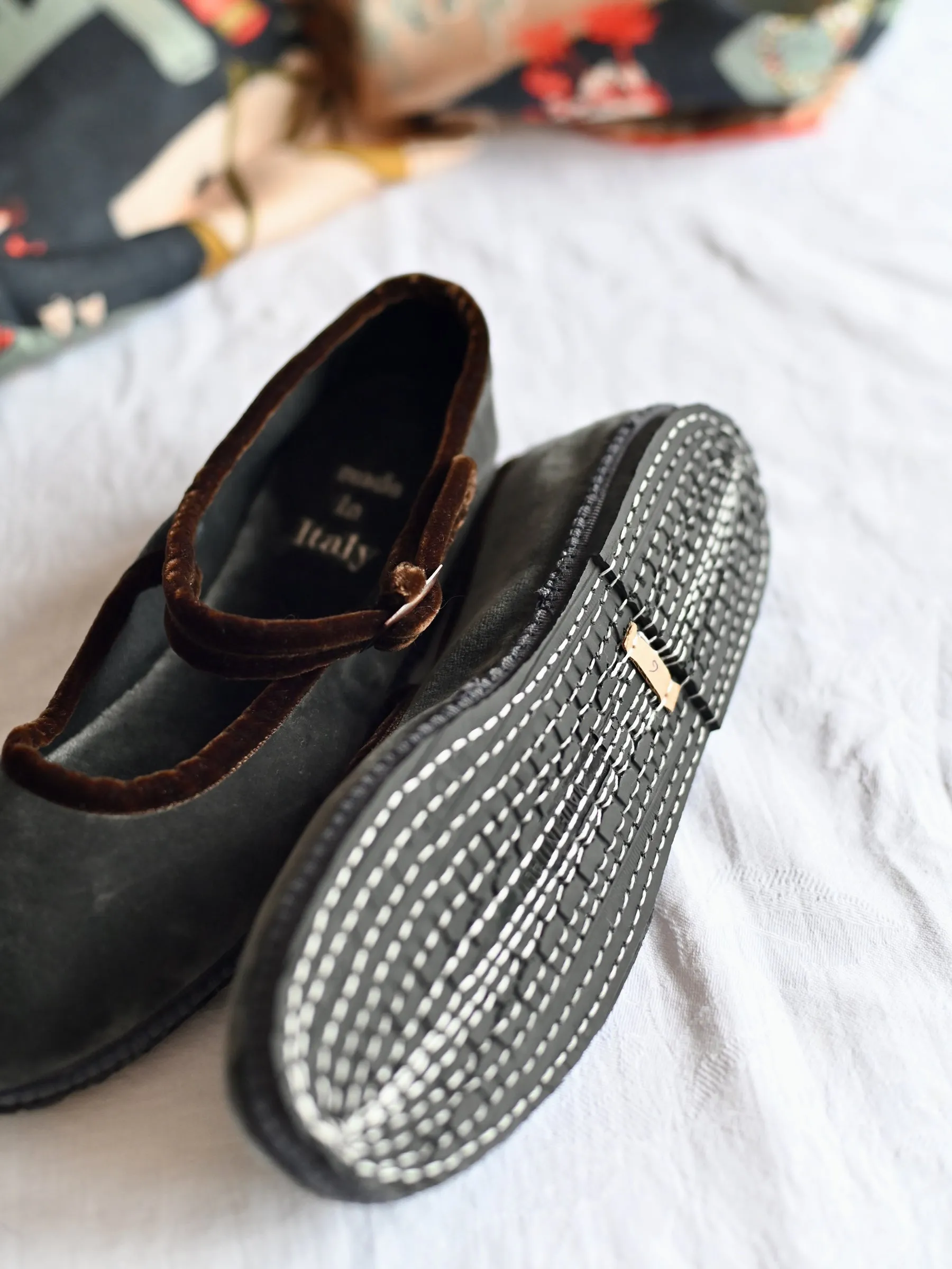 The Bb Shoe - Velutto Antricite with Cioccolato Trim