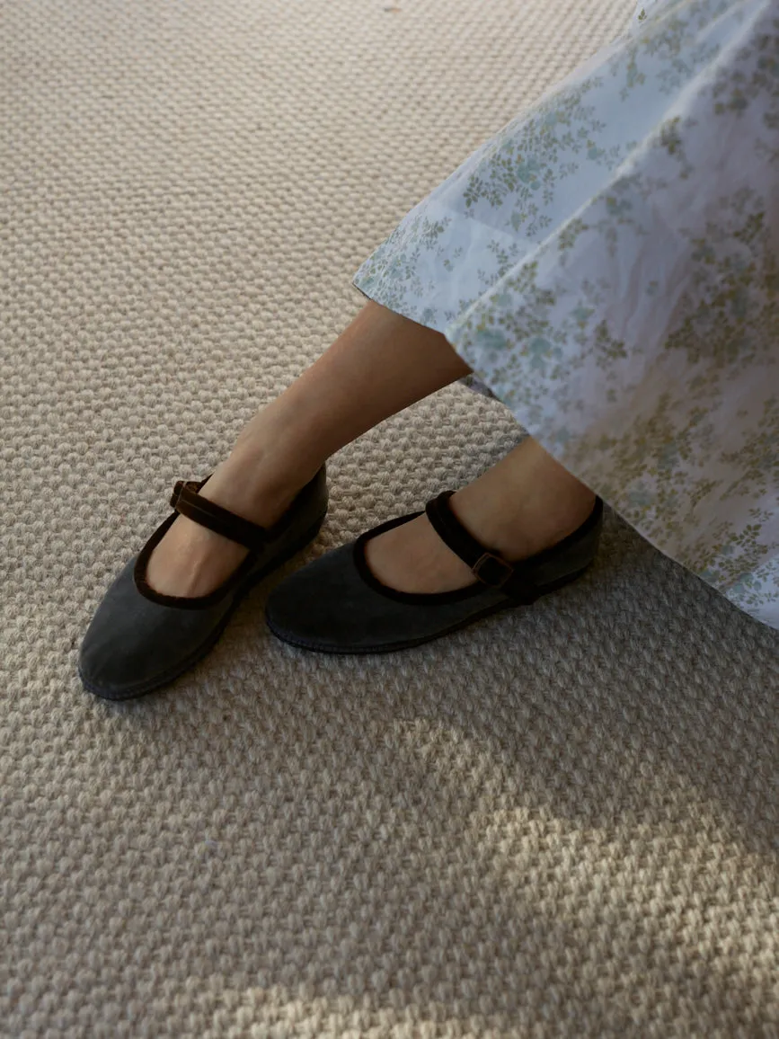 The Bb Shoe - Velutto Antricite with Cioccolato Trim