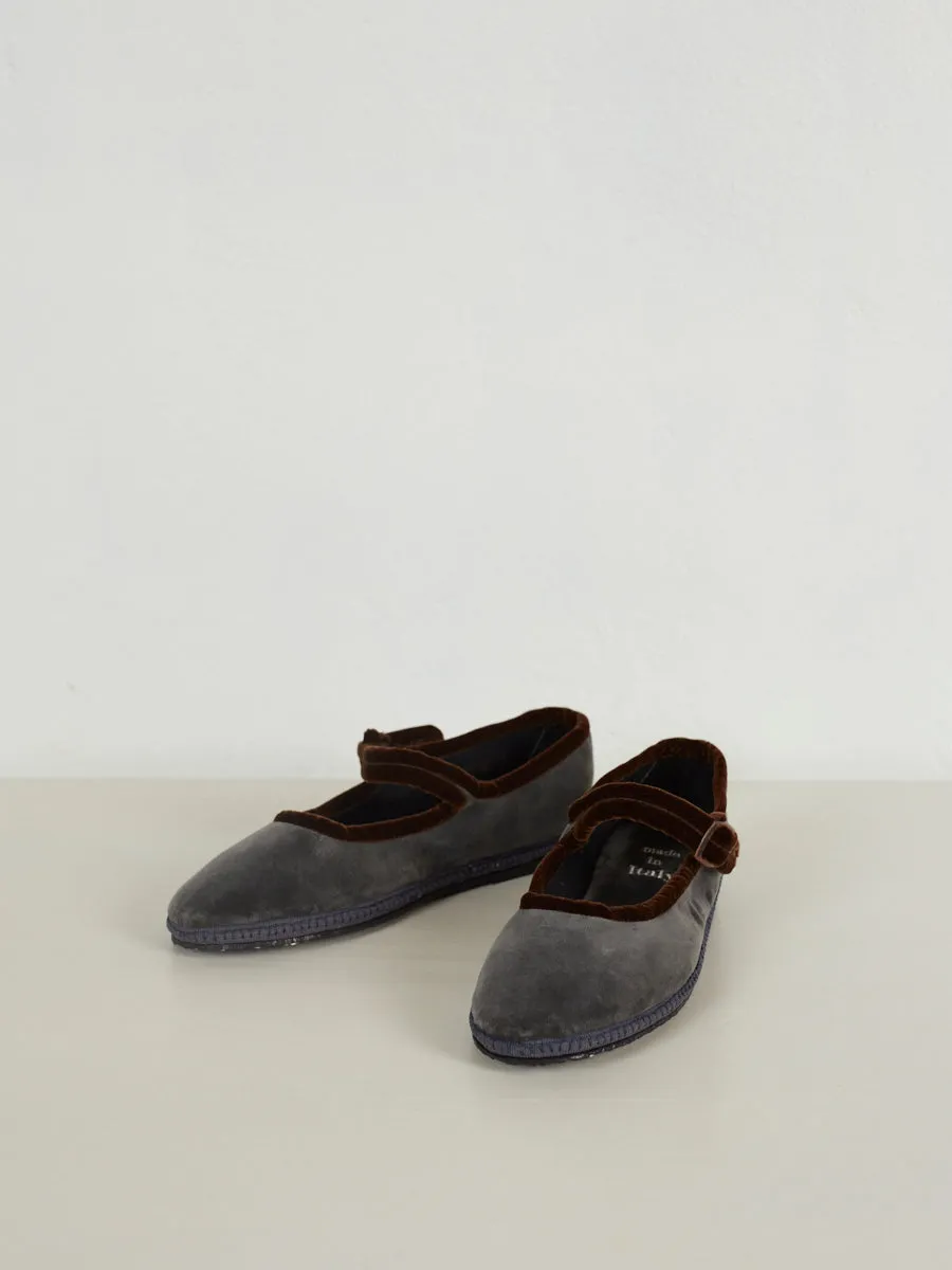 The Bb Shoe - Velutto Antricite with Cioccolato Trim